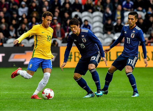Neymar nhảy samba, Brazil hạ đẹp Nhật Bản