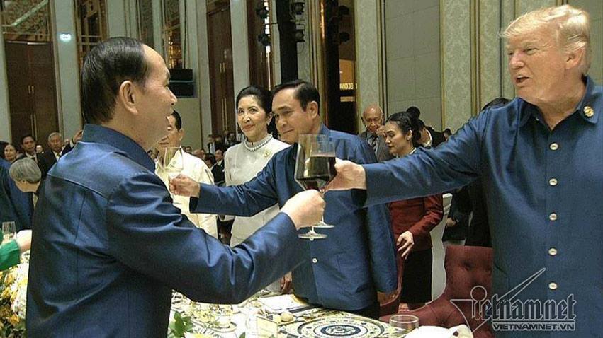 Chủ tịch nước chủ trì tiệc chiêu đãi lãnh đạo APEC