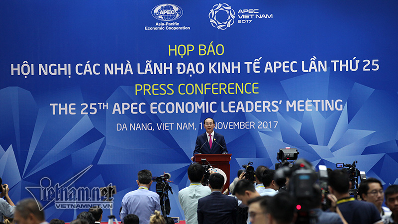 Chủ tịch nước chủ trì họp báo về kết quả Hội nghị cấp cao APEC