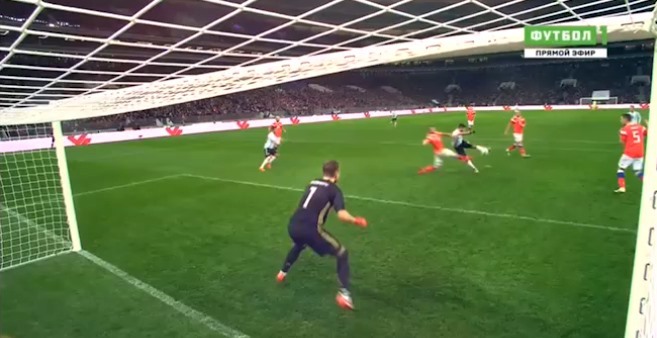 Nga 0-0 Argentina phút 45 Aguero