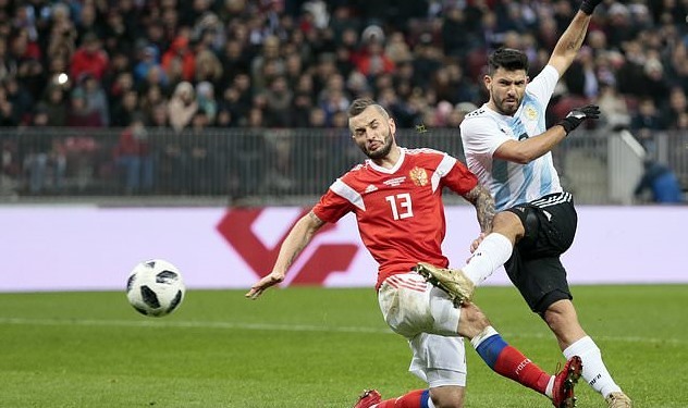 Nga 0-0 Argentina phút 24 Aguero