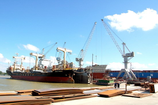 Hải Phòng: Nổ tàu nhiều người bị thương