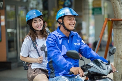 Giao thông công cộng ‘học cách’ lấy lòng người dân đô thị