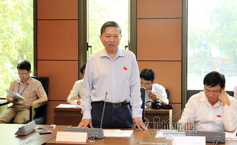 Bộ trưởng Công an: Không sử dụng mạng không thể chơi được với ai