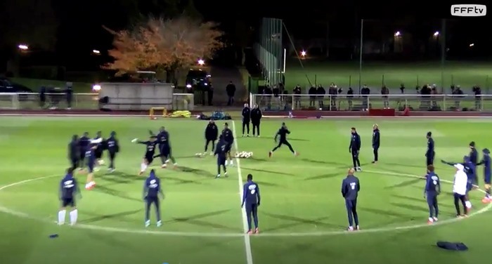 Mbappe phát cuồng sau pha xỏ háng Griezmann