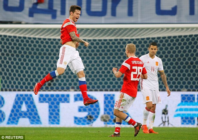 Nga hòa siêu kịch tính 3-3 với Tây Ban Nha