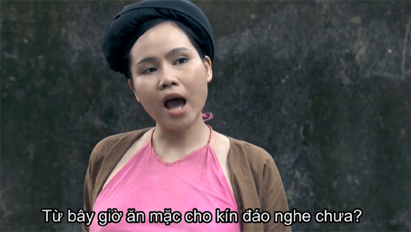 Diễn viên 'Thương nhớ ở ai' lên tiếng chuyện không mặc nội y