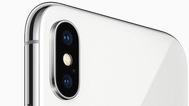 Apple tính trang bị cảm biến 3D cho cả camera mặt sau iPhone 2019