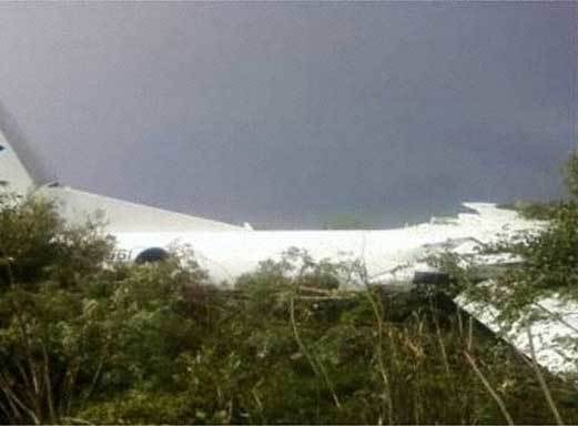 Máy bay Nga gặp nạn, một em nhỏ sống sót