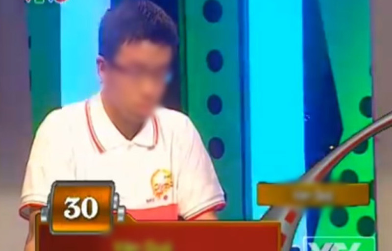 Chàng trai bị tố lừa tiền, đánh đập bạn gái từng là thí sinh Olympia