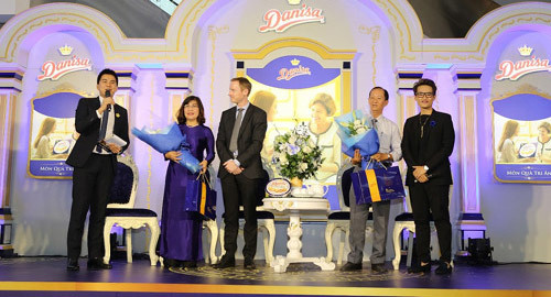 20/11: Tặng quà gì tri ân thầy cô giáo?