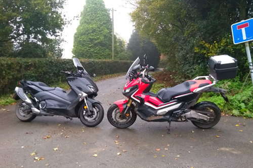 Honda X-ADV đọ sức Yamaha TMAX: Kỳ phùng địch thủ