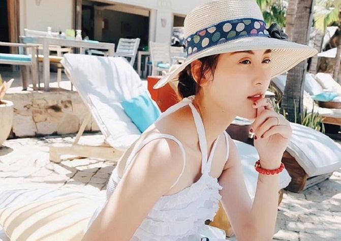 Hot girl Hà Lade nói gì trước nghi vấn vừa sửa mũi, độn cằm?