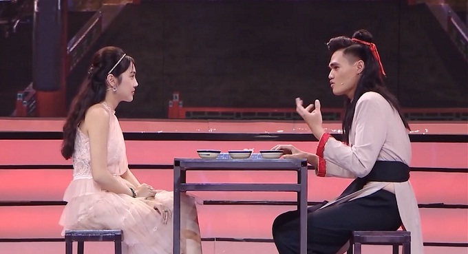 Màn tỏ tình đậm chất kiếm hiệp bị khán giả chê 'sến sẩm'