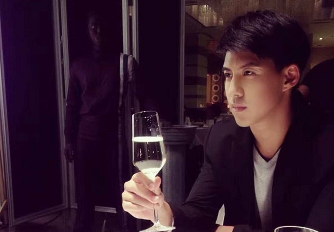 Nam thần Hoắc Hoắc bị từ chối phũ, khán giả chỉ trích cô gái trẻ