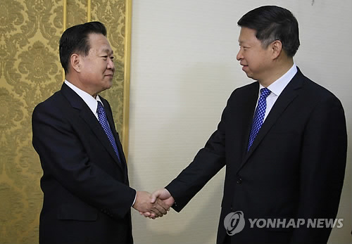 Đặc phái viên Trung Quốc gửi quà cho Kim Jong Un