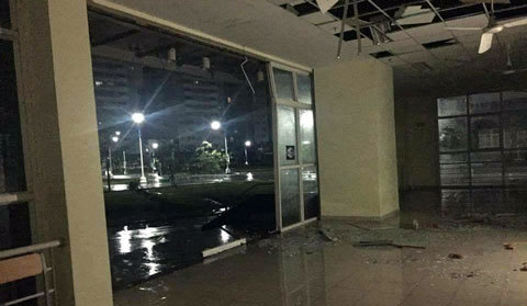 Sập trần ký túc xá ĐH Quốc gia TP.HCM, sinh viên bỏ chạy tán loạn