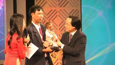 “Nếu ở với thầy được một ngày thì thầy sẽ nuôi luôn”