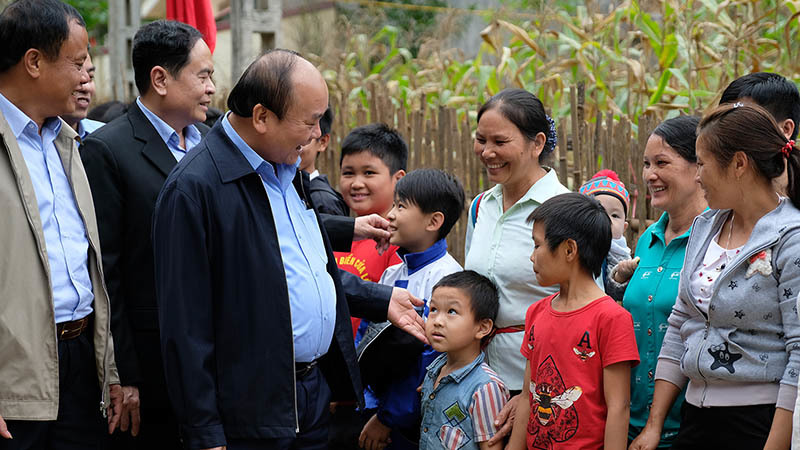 Quà tặng đặc biệt của Thủ tướng với đồng bào Dao