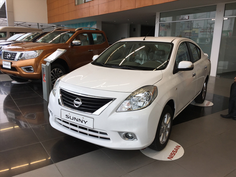 Ô tô Nissan giảm còn hơn 400 triệu, sedan hạng nhỏ rẻ nhất