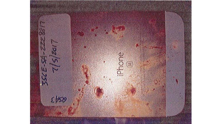 Mỹ đòi Apple giao nộp dữ liệu trong iPhone của kẻ thảm sát Texas