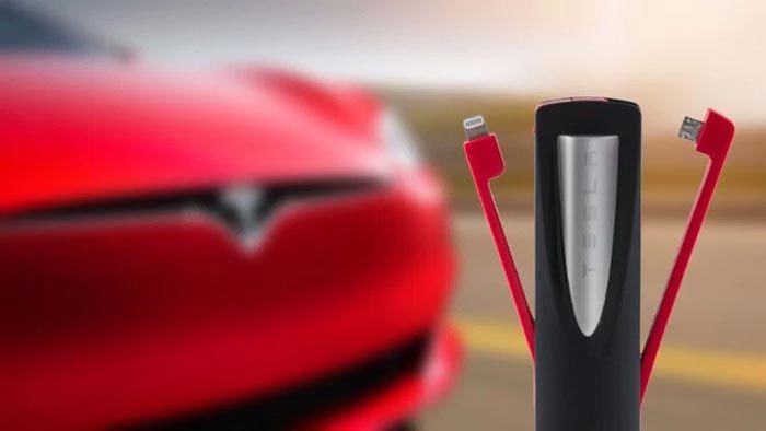 Tesla lấn sân, sản xuất sạc dự phòng cho smartphone