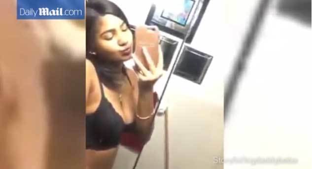 Nga khi đang selfie