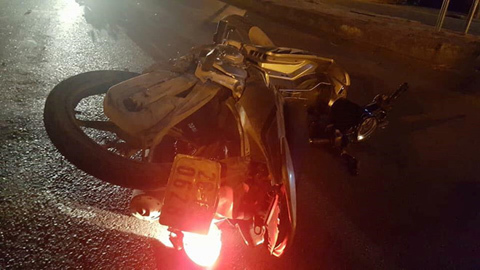 Đâm 2 nam sinh chấn thương sọ não, lái xe ô tô bỏ trốn