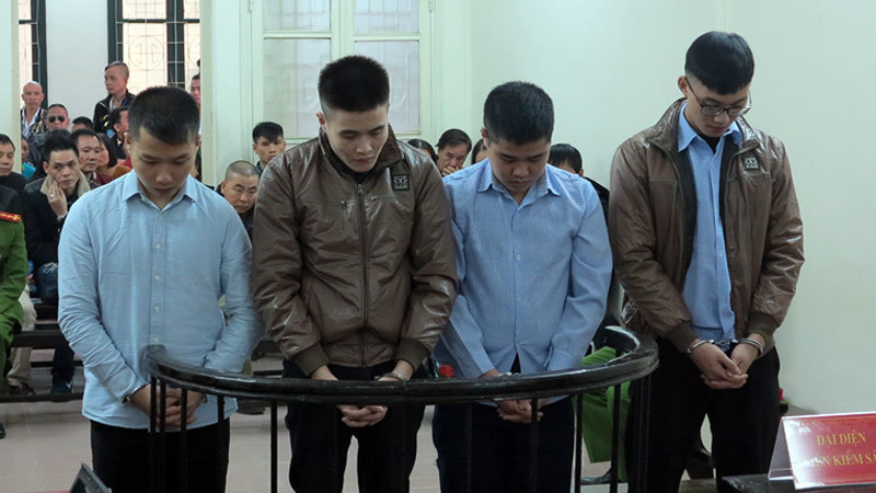 Án mạng sau màn đập cửa phòng trọ cô gái lúc đêm khuya