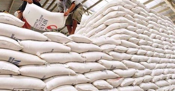 Bắt hiệu trưởng bán 6 tấn gạo của học sinh dân tộc bán trú