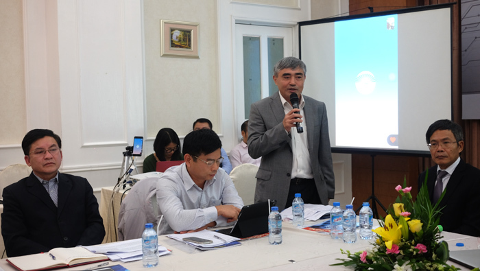 Cần xem lại quy định đặt máy chủ Google, Facebook tại Việt Nam