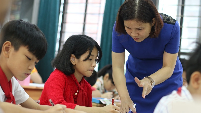 Sẽ miễn học phí tới cấp THCS