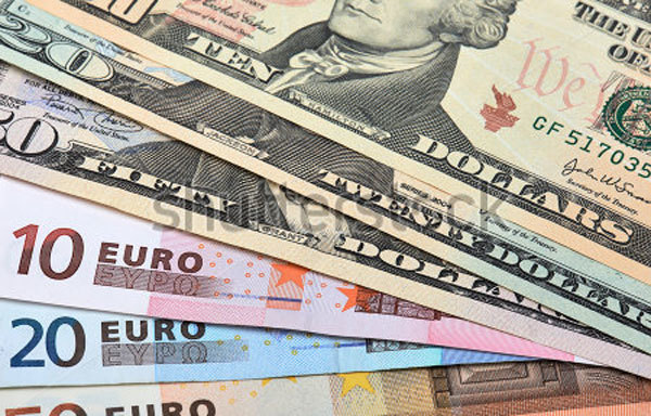 Tỷ giá ngoại tệ ngày 23/11: USD chùng xuống và nghe ngóng
