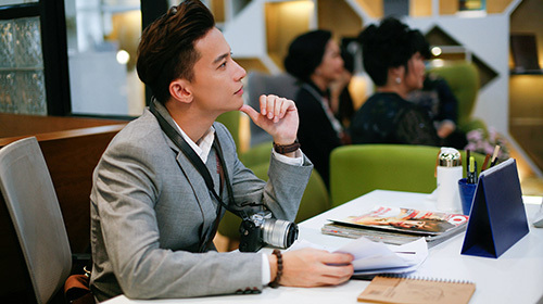 MV Vì anh luôn ở đây - S.T