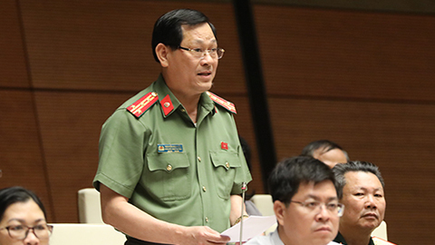 Đại tá công an nêu cái khó nếu không đặt máy chủ tại Việt Nam