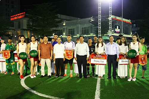 Giải bóng đá Cup Bia Sài Gòn 2017 ‘đốt nóng’ Bình Dương