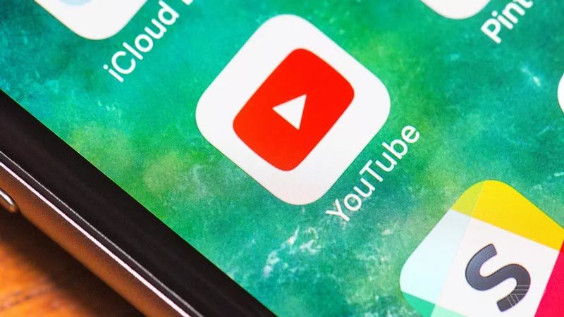 YouTube sẽ chặn bình luận khiếm nhã về video quay trẻ vị thành niên