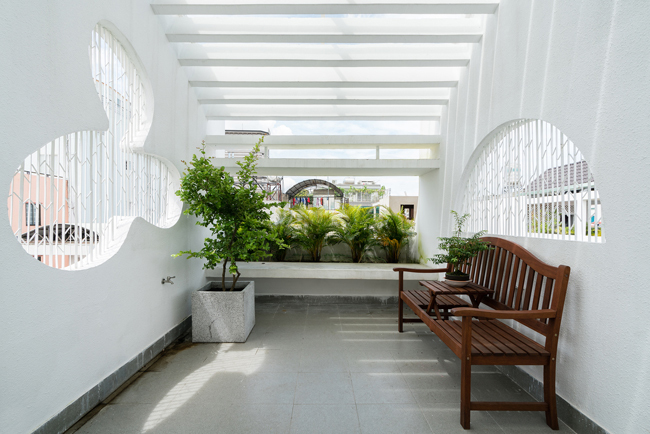 “Nhà nằm trong nhà” ở Sài Gòn xuất hiện đầy ấn tượng trên báo Mỹ