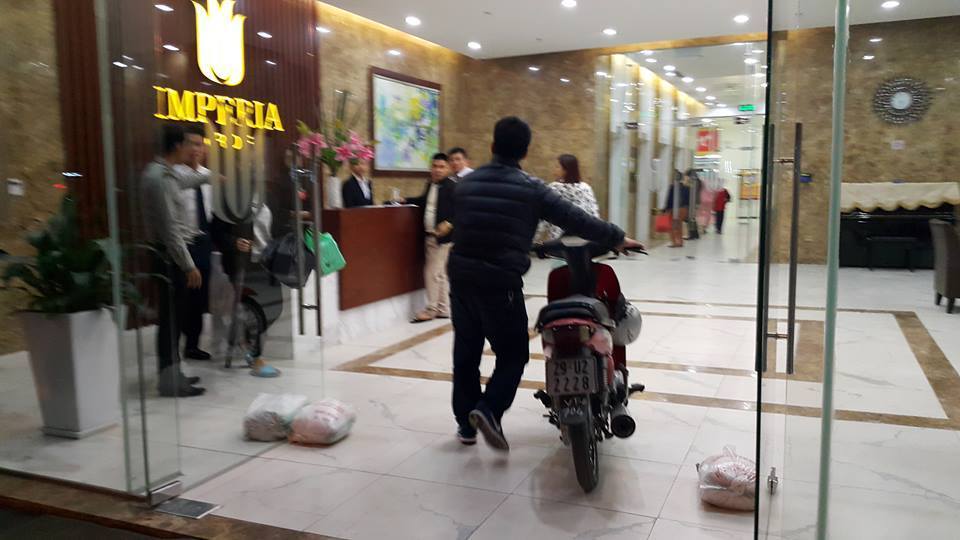 'Chung cư đáng sống nhất': Wave tàu đi thang máy lên căn hộ cao cấp