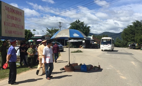 Bị xe tông tử vong khi sang đường đi vệ sinh