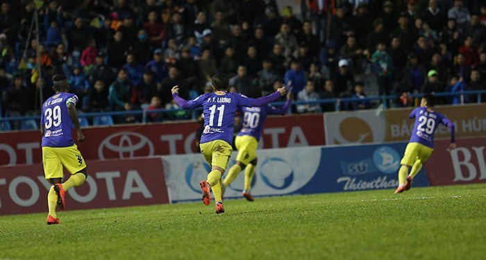 Than Quảng Ninh 0-2 Hà Nội: Oseni lập cú đúp