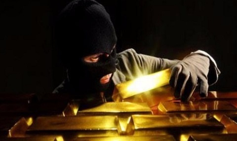 Người làm thuê lộ trộm 6,5 cây vàng vì mê...xe SH