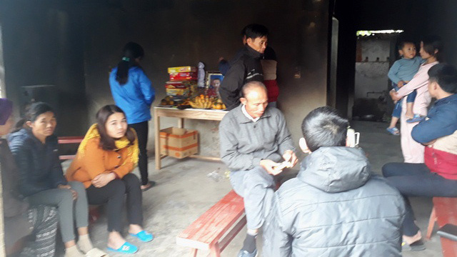 Bé 4 tuổi chết cháy trong ngôi nhà khoá trái