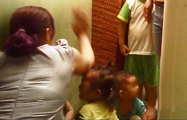 “Tôi đau lòng vì khi đi kiểm tra, các bảo mẫu rất hiền từ”