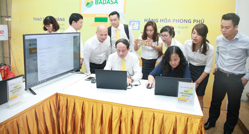 Thỏa sức mua sắm dịp Online Friday 2017