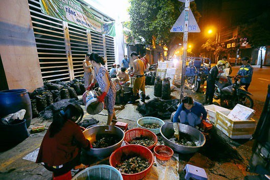 Chợ 'độc' ở Sài Gòn, gần nửa thế kỷ chỉ bán một mặt hàng lúc nửa đêm