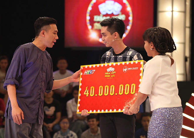 Thí sinh 'Thách thức danh hài' dám mắng giám khảo giờ ra sao?