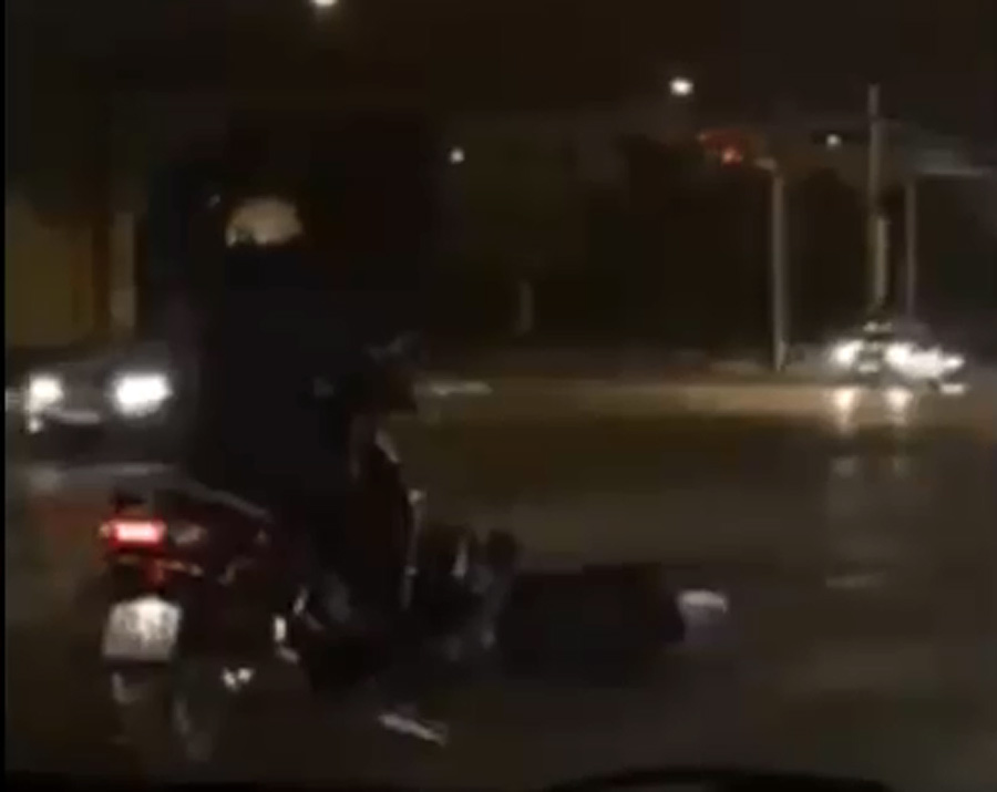 'Ma men' đi SH đánh võng như rang lạc và cái kết 'đo đường'