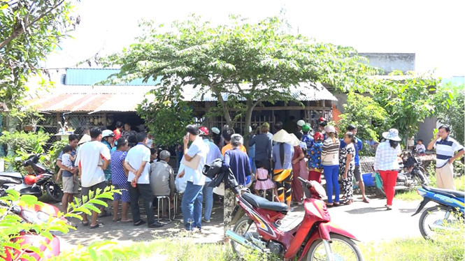 Bà ngoại nhẫn tâm sát hại cháu ngoại rồi uống thuốc sâu tự tử