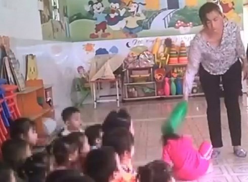 Bạo hành trẻ em ở trường mầm non Mầm Xanh